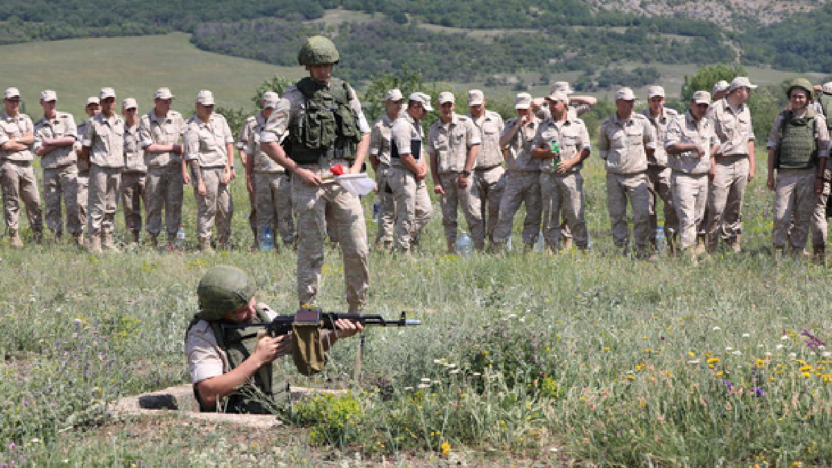Росія проводить «заняття з бойової підготовки» на полігонах окупованого нею Криму